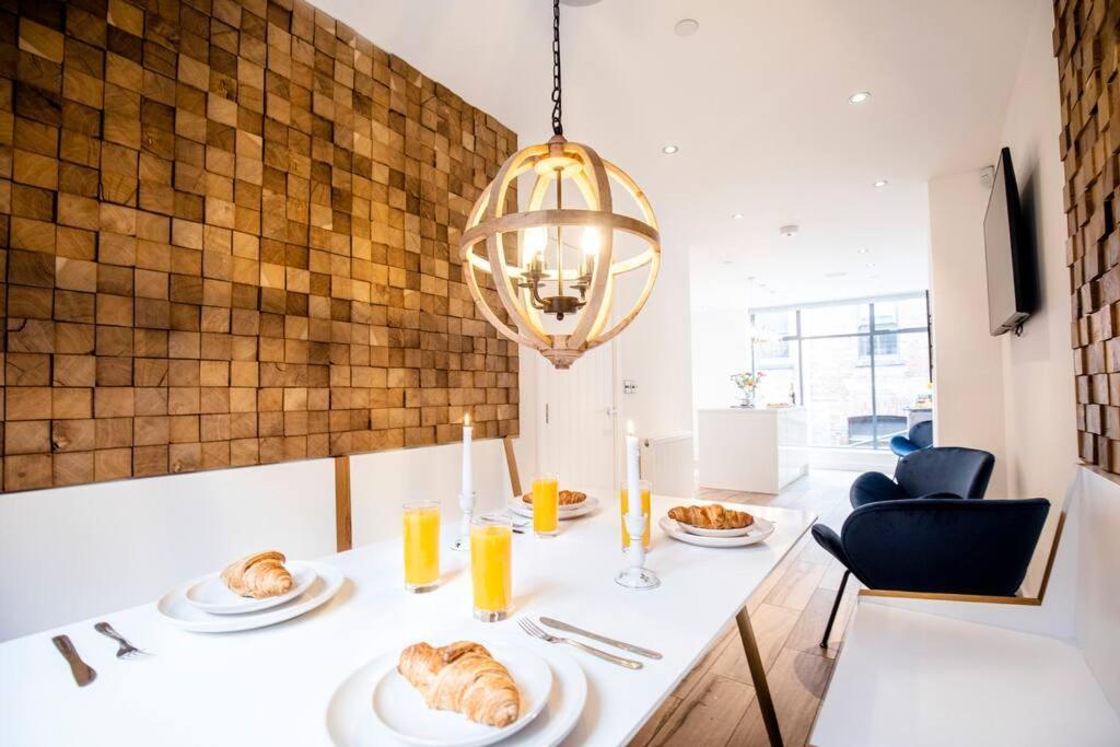 Casa de Férias Superhost: Luxury Deansgate Townhouse Manchester