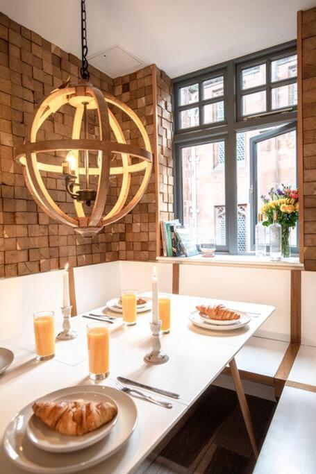 Superhost: Luxury Deansgate Townhouse Casa de Férias *